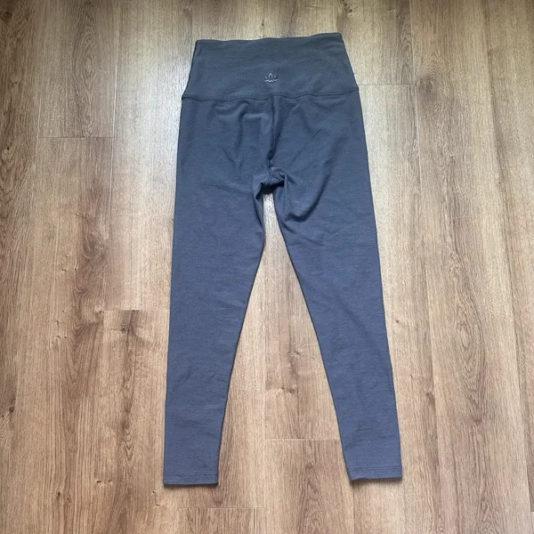 Beyond Yoga Spacedye Caught In The Midi High Waisted Leggings Size Medium‎ - Image 6