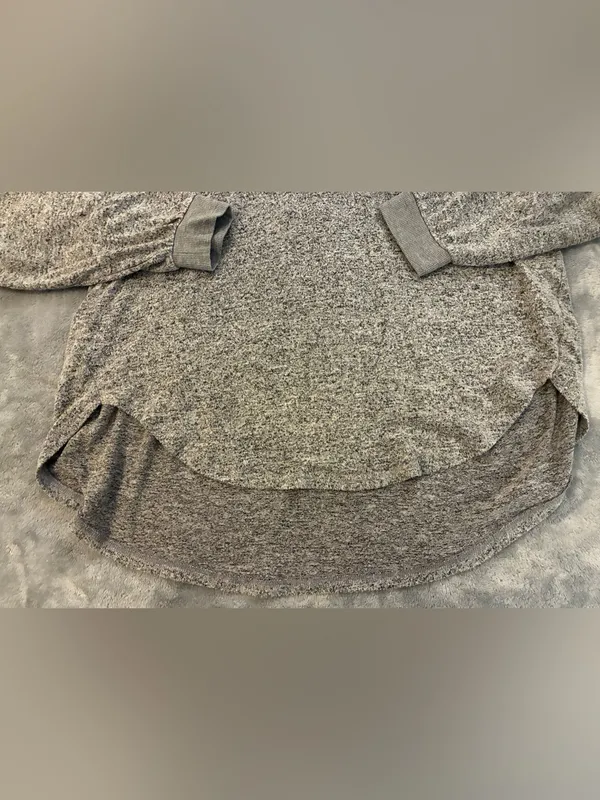 Women’s Cato Brand Soft V-Neck Long Sleeve Tunic - Gray Size X-LARGE - Image 4