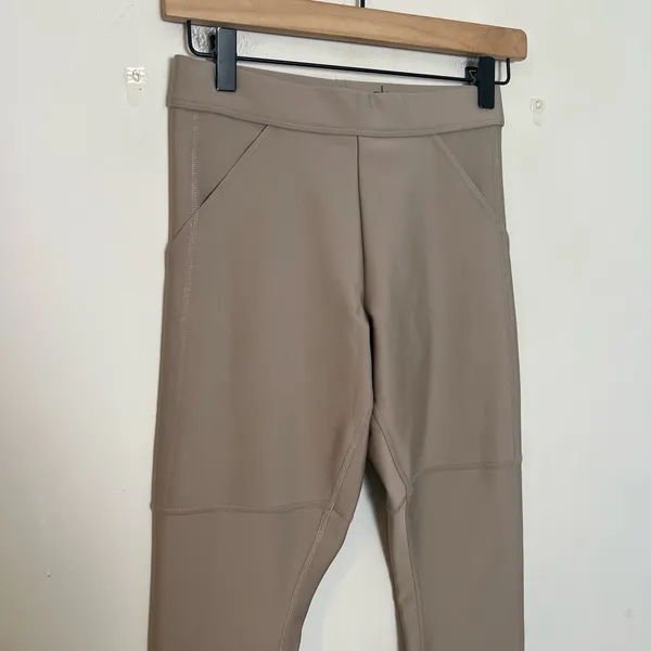 ALO YOGA- High Waist 4 Pocket Utility Legging Taupe Size S - Image 3