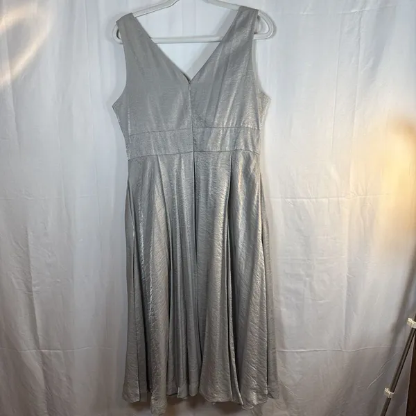 Midnight Velvet Silver Sleeveless MIDI Dress Preowned Size 12 - Image 10