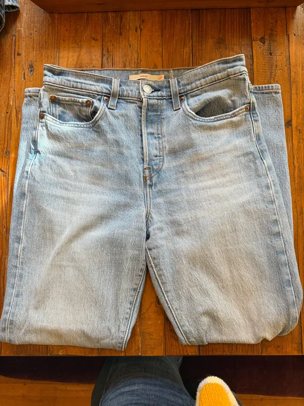 Levi's Wedgie Fit Jeans - Image 5
