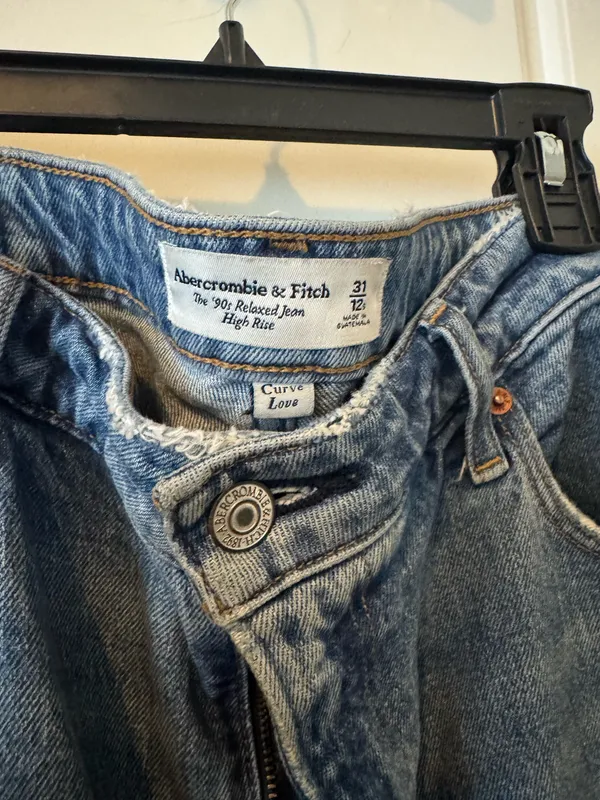Abercrombie Jeans - Image 2