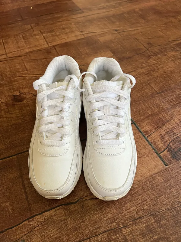 Nike Air Max Shoes - Image 2