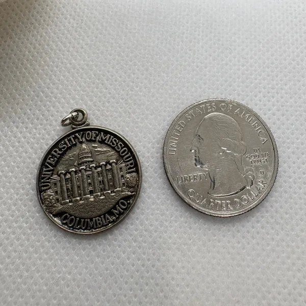 Vintage Sterling Silver University of Missouri Columbia‎ MO Columns Charm 5.33g - Image 5