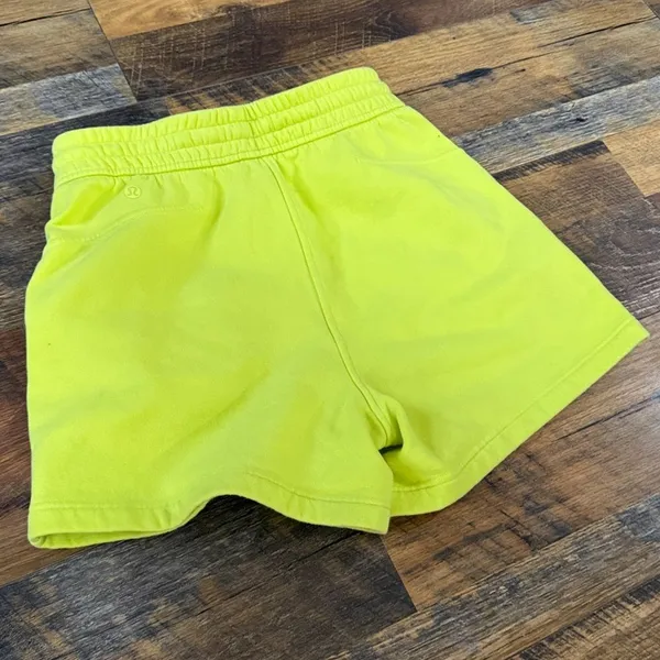 Lululemon Women's Yellow Shorts 4 - Image 7