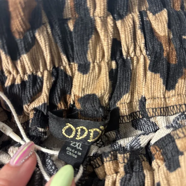 NWT Oddi Plus Sized Leopard Animal Print Corduroy Belt Paper Bag‎ Shorts Size 2X - Image 2