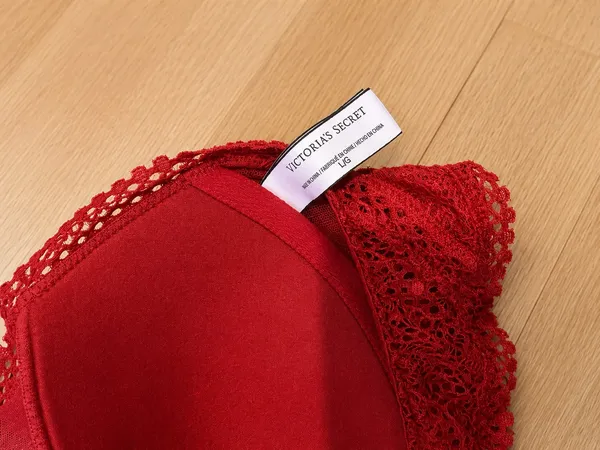 Victoria's Secret Lace Racerback Bralette Red Wireless Pull-On - Image 3