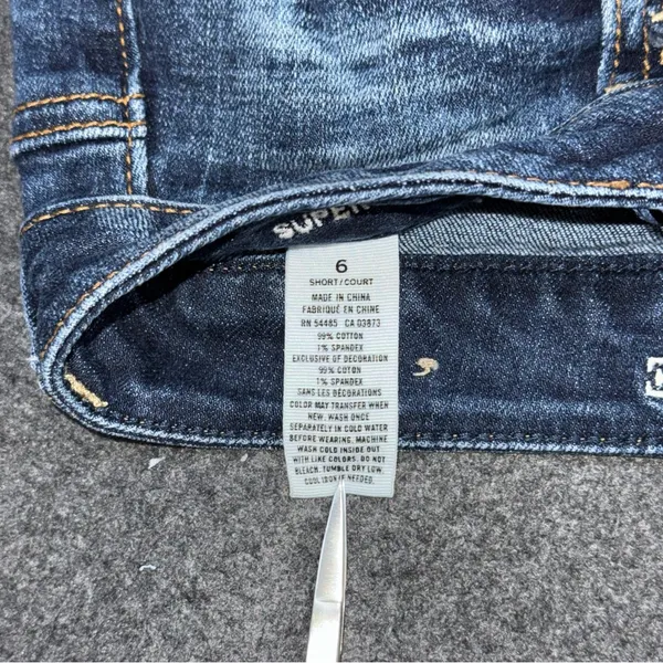 American Eagle Low Rise Micro Mini Distressed Jean Shorts Dark Denim Sz 6 y2k - Image 6