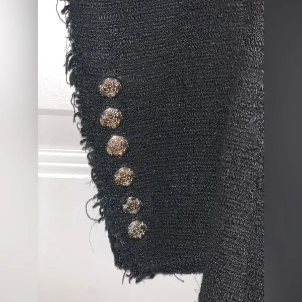 Zara Woman Black Frayed Textured Cardigan with Button Details. Size-X-Small - Image 6