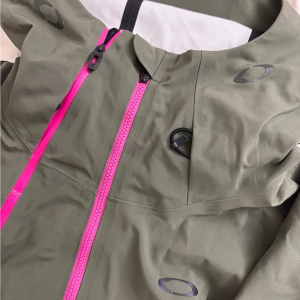 Oakley Phoenix 2.0 3L 15K Snow Shell Jacket - Dark Brush (Green), Small - Image 3