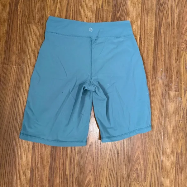 Athleta Elation High-Waisted Bike Shorts Size Small. - Image 3