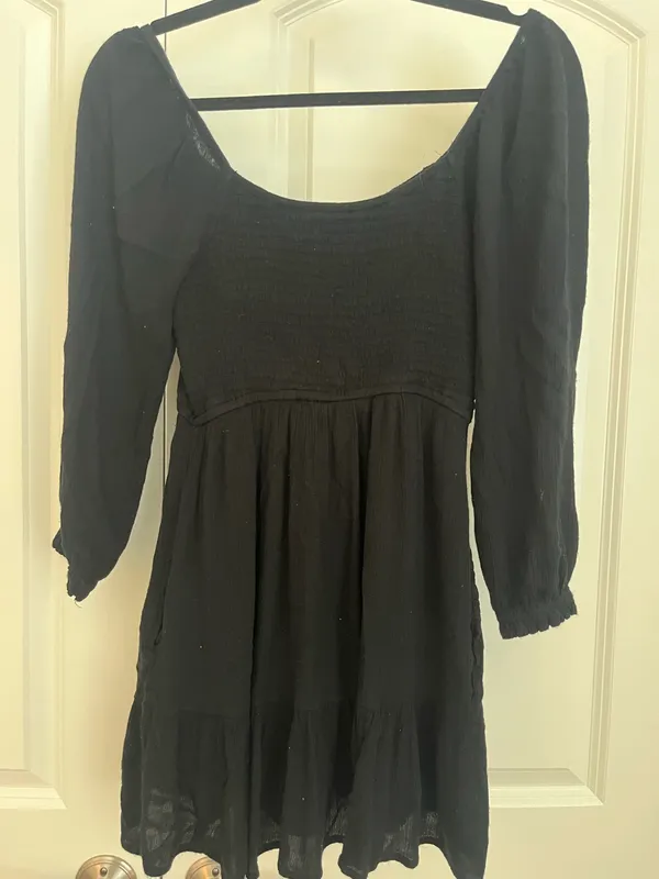 Hollister 3/4 Sleeve Dress/Romper - Image 4