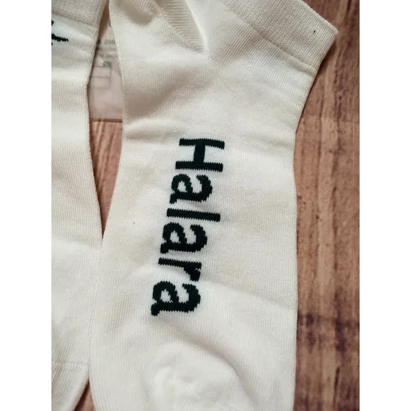 Halara Womens Ankle Socks White Logo Athletic Low Cut Heel Tab One Size NEW - Image 2