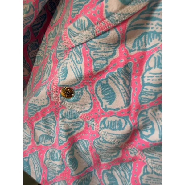 Lilly‎ Pulitzer Shirt Size M Pink Blue Shell Print Little Tipsy Skipper Top - Image 3