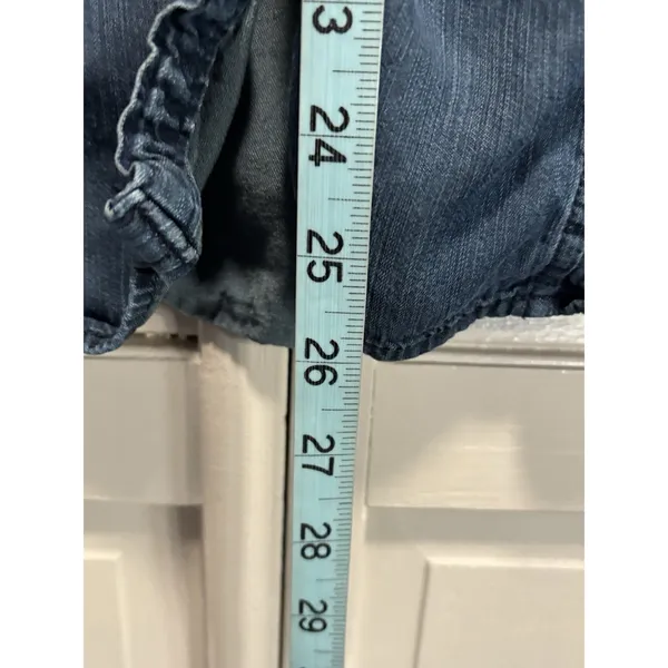 Maurices Long Sleeve Denim Shirt Button‎ Up Size M Pockets Gathered Collar - Image 2