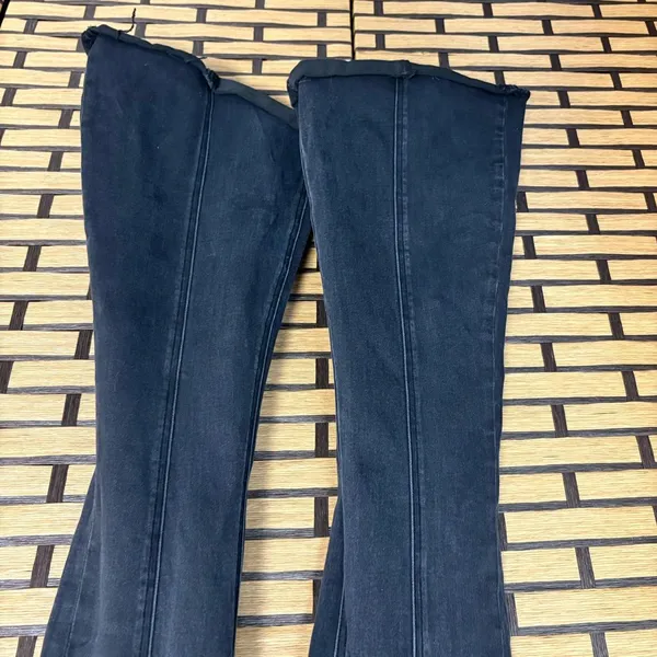 Vervet Black Flared‎ Leg Jeans Size 26 - Image 4