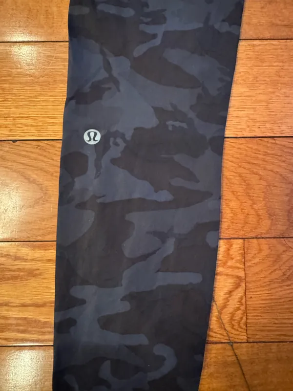 Lululemon Fast and Free Tight 28" *Non-Reflective FLAWED - Image 4