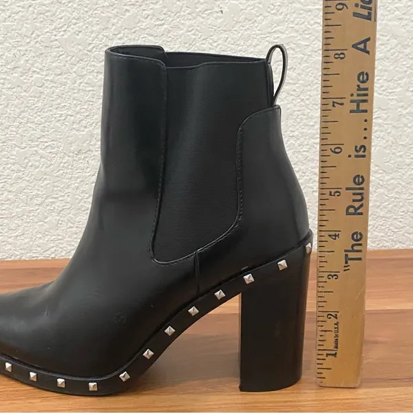 CHARLES by Charles David Dodger Black Pointy Studded Chunky Chelsea Booties 6.5 - Image 9