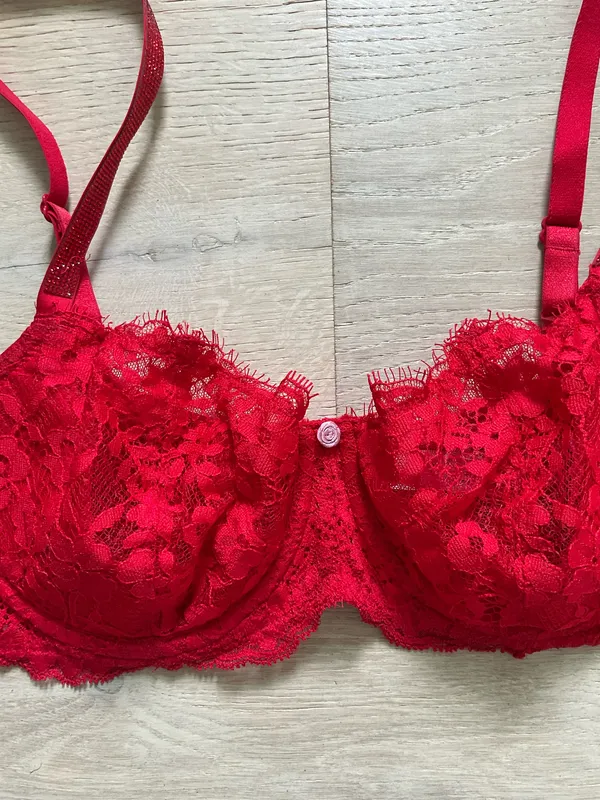 Victoria's Secret Bra - Image 6