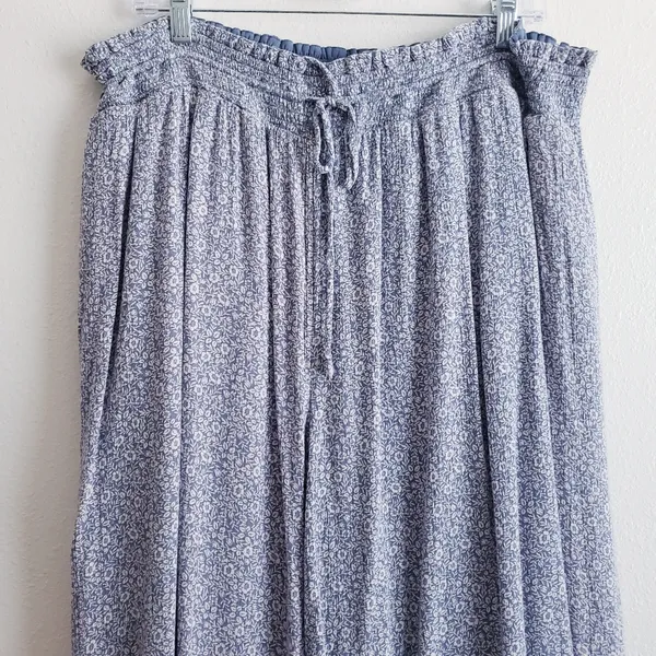 American Eagle Floral Straight Wide Leg Boho Pants - Image 3