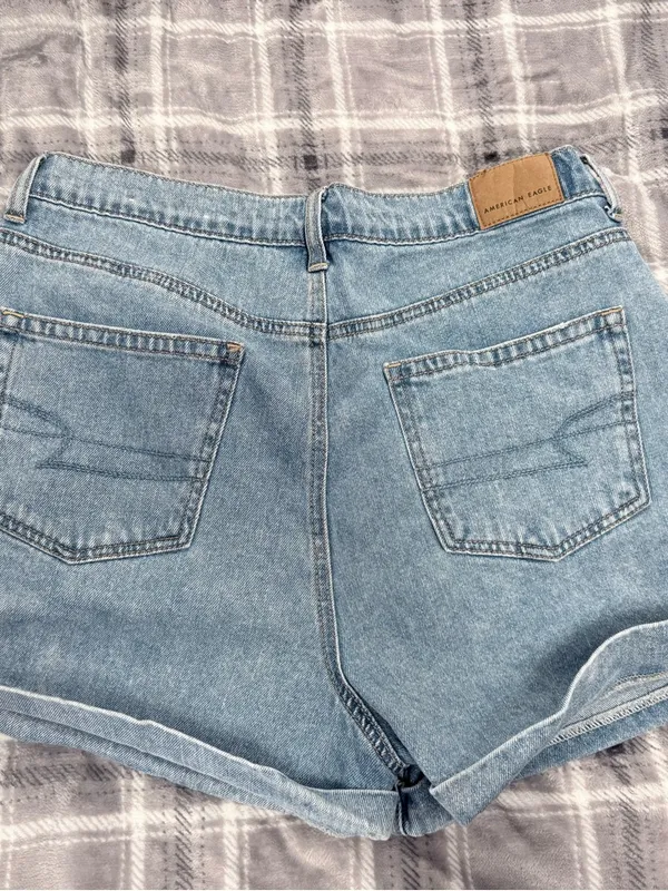 American Eagle Outfitters Light Wash Denim Shorts - Image 2