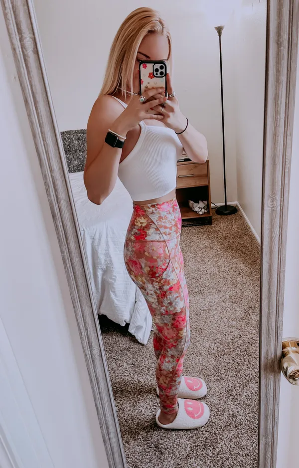 Align Leggings with Pockets (Rare) - Image 5