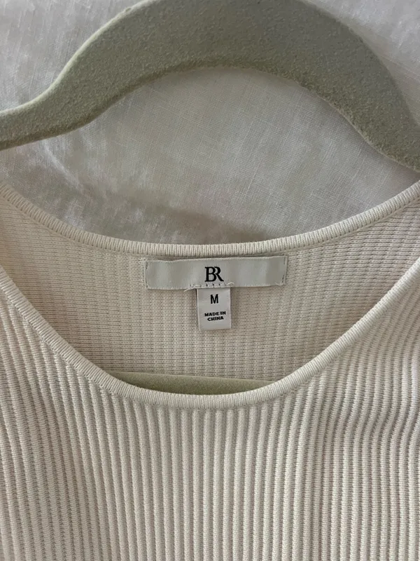 Banana republic ribbed stretchy white tank top - Image 2