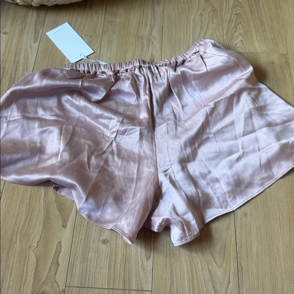 Women's Pink Silk Shorts Size XS - Image 4