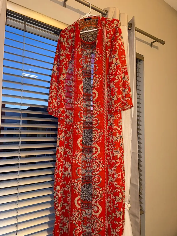 Robe Red - Image 3
