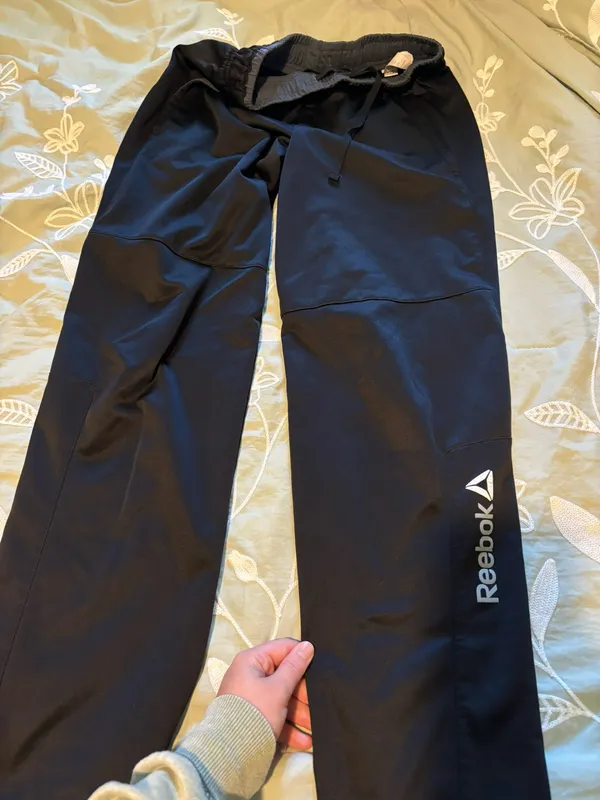 Reebok Black Sweatpants - Image 3