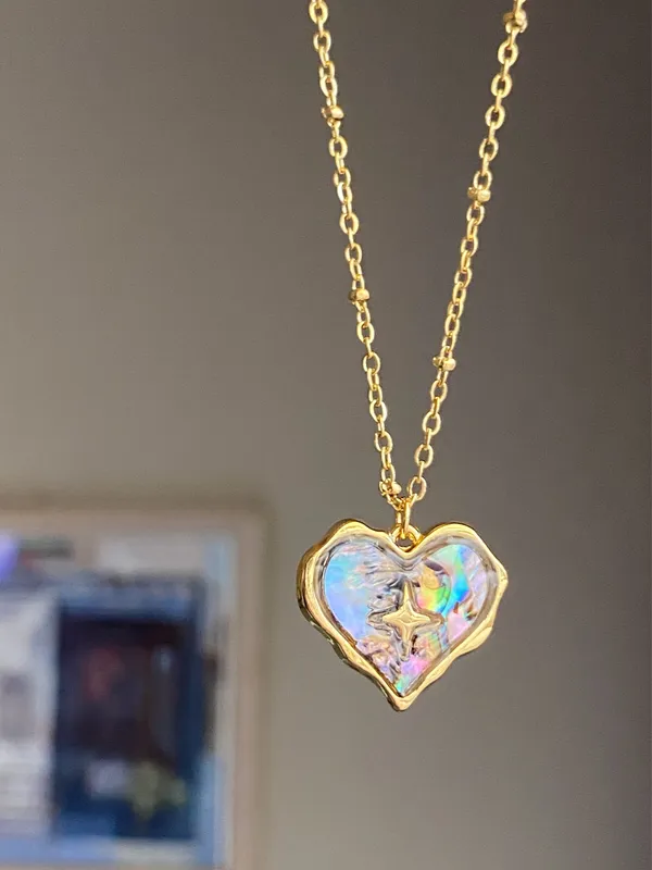 Handmade gold tone stainless steel heart sparkle shell necklace🐚⭐️🌀 - Image 2