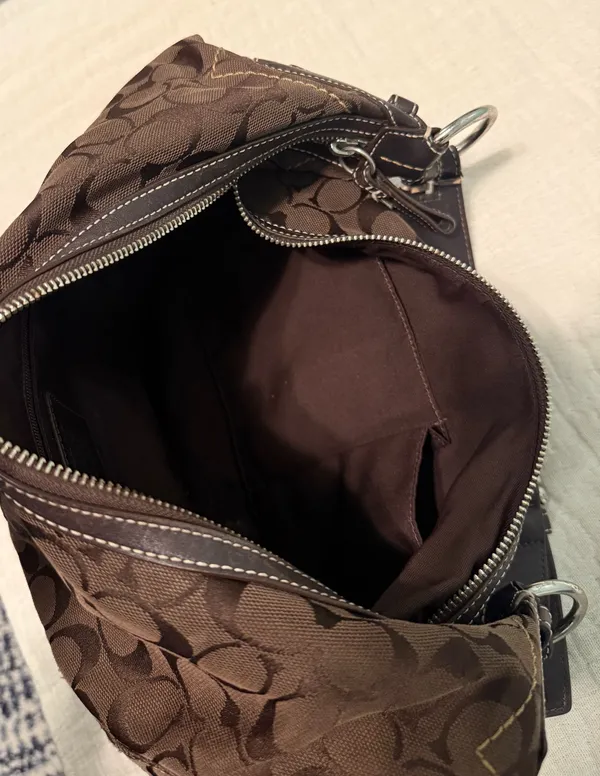 Vintage Coach hobo shoulder bag - Image 6