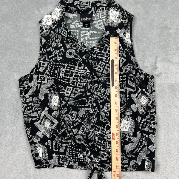 Harry Potter Marauders Map Black Sleeveless Button Up Tie Front Top Womens Large - Image 4