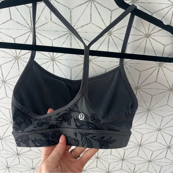Lululemon Power Y Bra Lace Pattern - Image 3