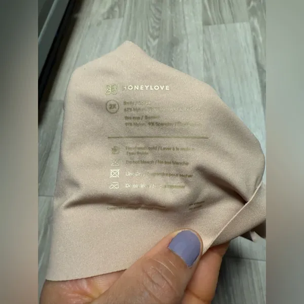 Honeylove Liftwear V-Neck Bra- Sand 2X - Image 4