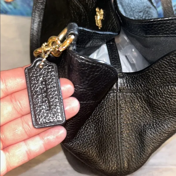 Coach Lexy Black Pebbled Leather Shoulder Bag - Image 5