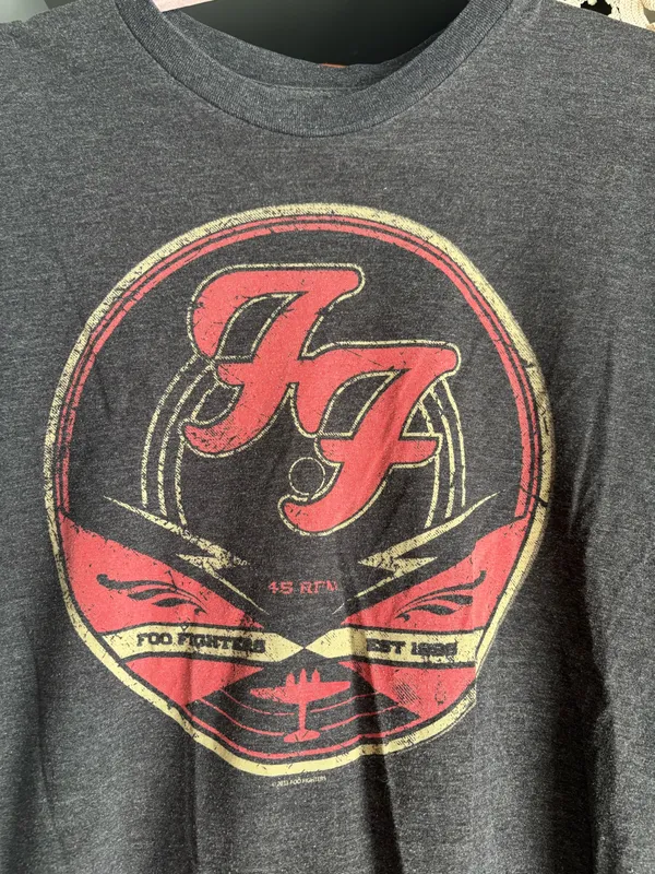 foo fighters 2013 merchandise tee Gray Size M - Image 2