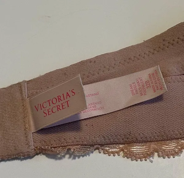 Victoria’s Secret Lace Strapless Bra - Image 3