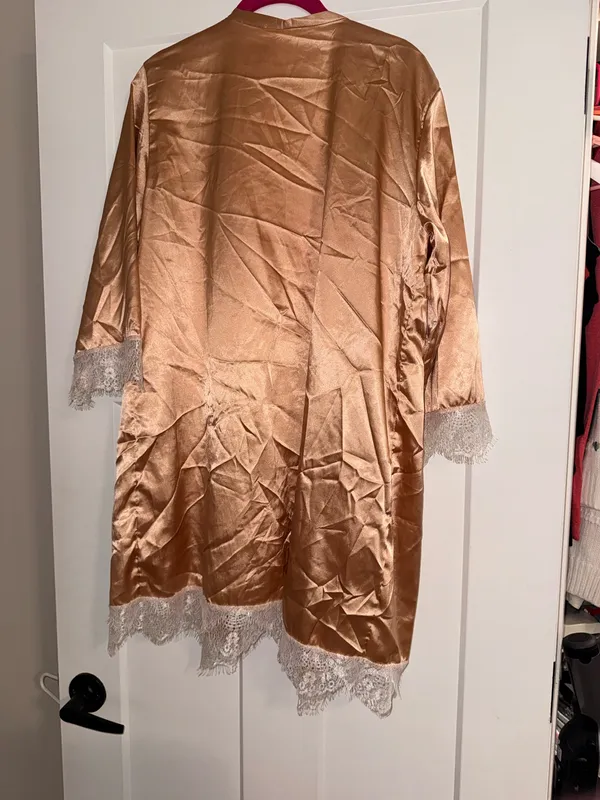 Satin lace robe intimates Gold Size M - Image 2