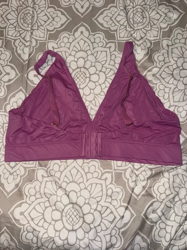 Joyspun Wireless V-Neck Bralette in Purple. Size XXL - Image 2
