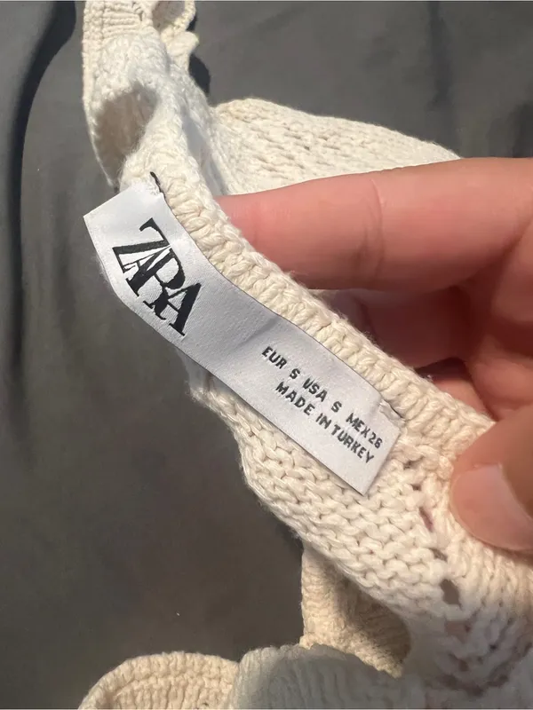 Zara Cream Knit Cropped Tank Top with Scallop Hem - Image 7