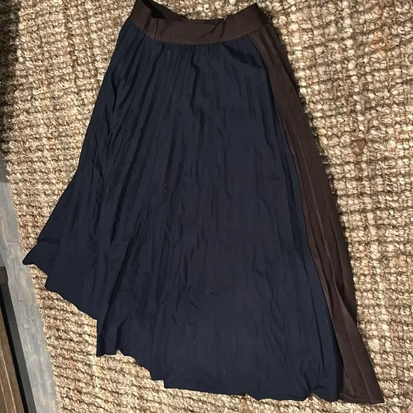 Till Navy N Brown Pleated Midi Skirt Size Small - Image 4