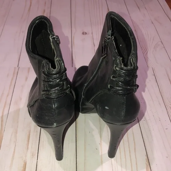 Jessica Simpson black leather booties - Image 3