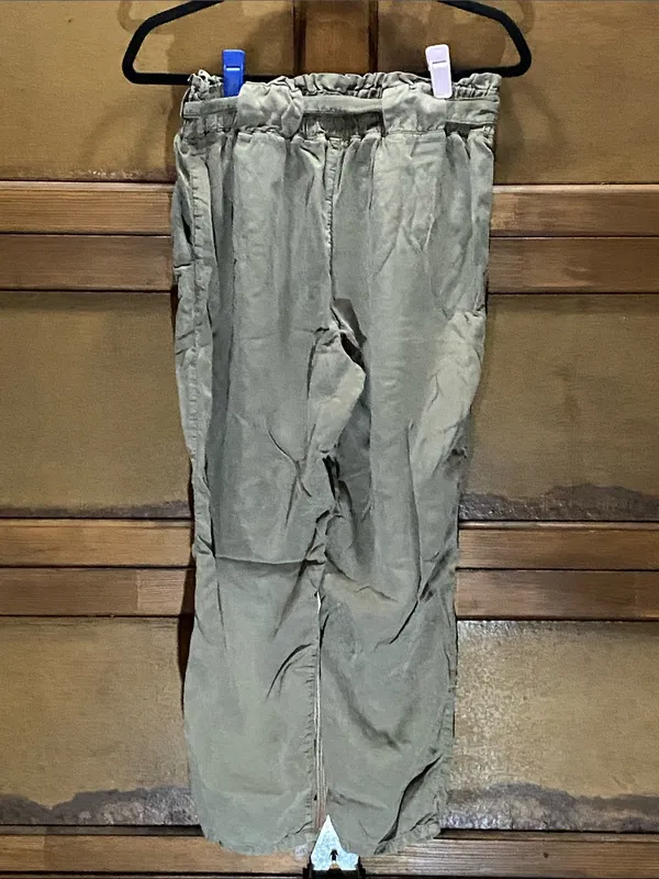 Sneak Peek Women's Cropped Pants - Olive - Image 3