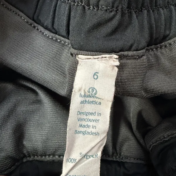 Lululemon Run Track Attack Running Shorts Black Athletic Women's Size 6 - Image 6