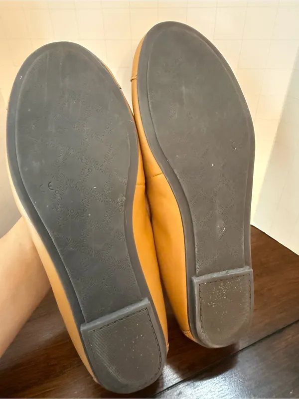Vionic Ballet Flat w/ Bow Tan Style Spark Minna Size 8.5 Cap Toe
Cottage Core - Image 4