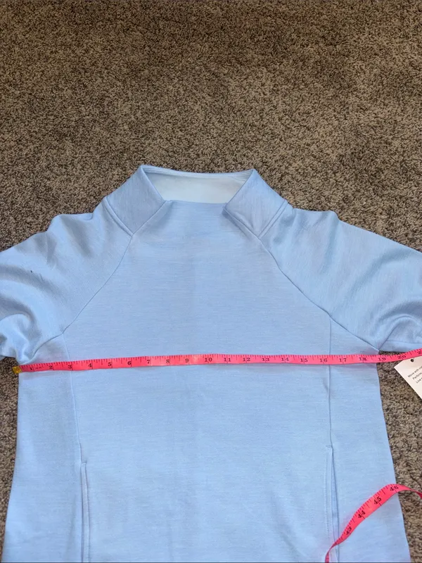 Leapstride Pullover size medium NWT Blue - Image 3
