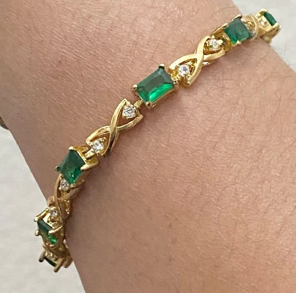 Unsigned Gold-tone Emerald Green & Clear CZ Stone 7.5” Tennis Bracelet 8.7g - Image 2