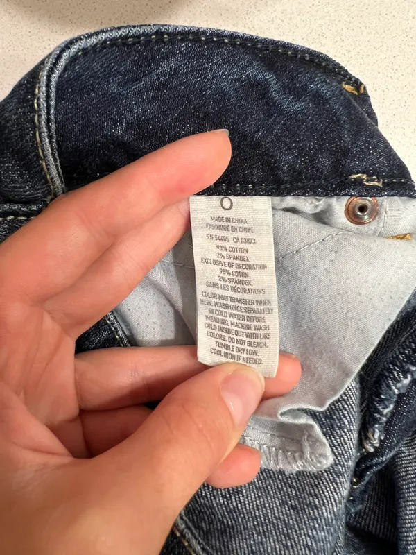 American Eagle Dark Wash Rolled Jean Shorts - Image 5