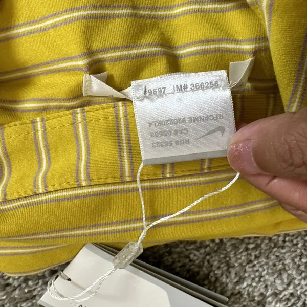 Nike Golf Sleeveless Mustard Yellow Striped Polo Sleeveless Top - Image 11